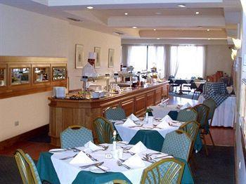 The Crown Hotel Buġibba Esterno foto